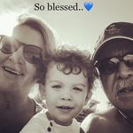 Sally Kaye - @santafam - Instagram