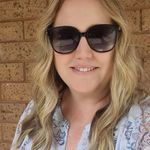 Sally Leach - @sallyleach79 - Instagram