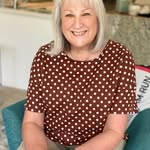 Sally Loftus-Hills - @loftushills - Instagram