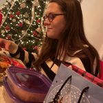 Sally Manuel - @sallymanuel7 - Instagram