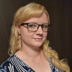 Silvia Schönrock - @sallyleinrazor - Instagram