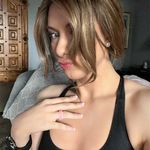 Sally Vela - @sallyvela_ - Instagram