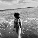 Valeria - @sallyvelasqz - Instagram