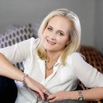 Sally Wade I Executive Coach for Working Moms - @sally_wade_working_mom_coach - Instagram