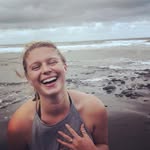 Sam Corbett - @dancefitnesswithsam - Instagram