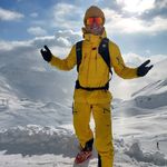 SAM | Ski Meme Therapist - @samde__vries - Instagram