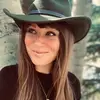 Samantha Feinberg - @everythingsfein - TikTok