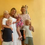 Sam, Hannah, Joshua, Tom, Alfie and Sophie - @butlerspelzinis_downunder - Instagram
