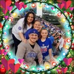 Sam Hinkle - @sam_booka - Instagram