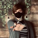Sam Keeler - @momma_styles - Instagram
