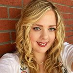 Samantha Ledbetter - @sam_dfwstylist - Instagram