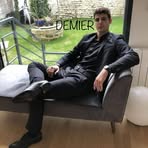 Sam Mustafa - Facebook