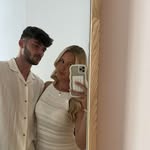 @samsanger_ - Instagram