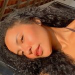 Samira - @samsousaaa - Instagram