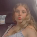 Samantha Daniels - @sam.stackss__ - Instagram