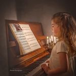 Sam Swiatek Fine Art Portraits - @samswiatek_fineartportraits - Instagram