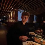 @_samthurston - Instagram