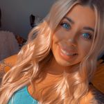 Samantha Britton - @samanthas_cosmoportfolio - Instagram