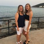 Samantha Hook - @samantha.hook.100 - Instagram