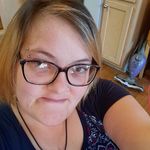 Samantha Kennedy - @samantha.knee.75 - Instagram