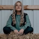Samara Hall - @samarahall23 - Instagram