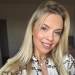 Samara R Moore - @samara_rm01 - Instagram