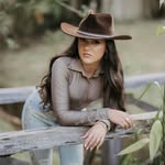 Samara - @samaraneves10 - Instagram