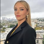 Samara Weaving fans - Facebook
