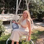 Samantha | Attachment Trauma Therapist & Breakup Coach - @samireedcleaver - Instagram