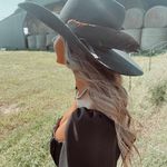 ＳＡＭＩＲＡ - @samira.crowe - Instagram