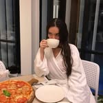 Samia Berry - @samia.berry - Instagram