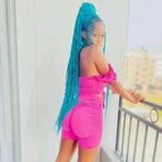 Samira Gross Seins - Facebook