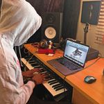 Sammy Woods - @woodsvillemusic - Instagram