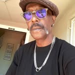 Samuel Benton - @samuel.benton.357 - Instagram