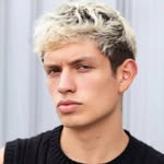 Samuel Saenz  Modelo - @_samu.s._ - Instagram