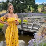 sandi Austin - @sandi.austin.9085 - Instagram