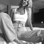 Sandi Nell - @sandinell - Instagram