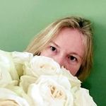 Sandi Perry - @sandi.perry.967 - Instagram