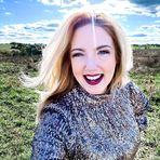 Sandi Savage - Facebook