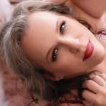 Sandi Townsend - @gr8skin4u2 - Instagram
