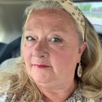 Sandi Tucker - @stucknsalado - Instagram
