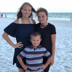 Sandi Marks Wagner - @mom_wags - Instagram