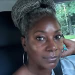 Sandra Armstrong - @iam_sandrad - Instagram
