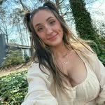 Sandra Willaston - @sandrawillaston - Instagram