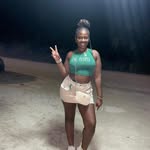 Sandra Bain - @coco_plumxoxo - Instagram