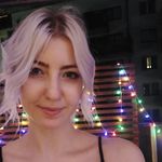 Sandra Barna - @sandra_sparkles - Instagram