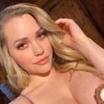 Sandra Blossom - @sandrablssm - Instagram
