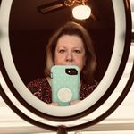 Sandra Bower - @momgizmo - Instagram