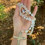 Sandra | terços personalizados - @sandrabuffetti - Instagram