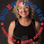 Sandra Coan - @thechickenreport - Instagram